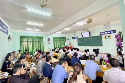 MỘT SỐ HÌNH ẢNH SINH HOẠT TỔ NGHIỆP VỤ BỘ MÔN CẤP TỈNH MÔN NGỮ VĂN VÀ MÔN NGHỆ THUẬT NĂM HỌC 2023-2024