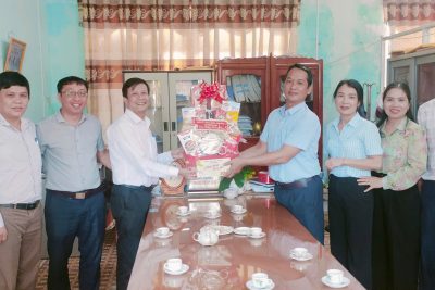 LÃNH ĐẠO ĐỊA PHƯƠNG THĂM VÀ CHÚC TẾT